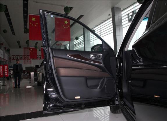 英菲尼迪QX60(进口) 2018款 2.5 S/C Hybrid 四驱全能版 国VI 车厢座椅   前门板