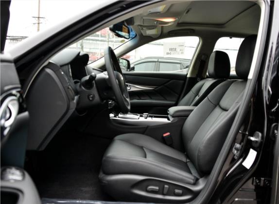 英菲尼迪Q70 2015款 Q70L 2.5L 精英版 车厢座椅   前排空间