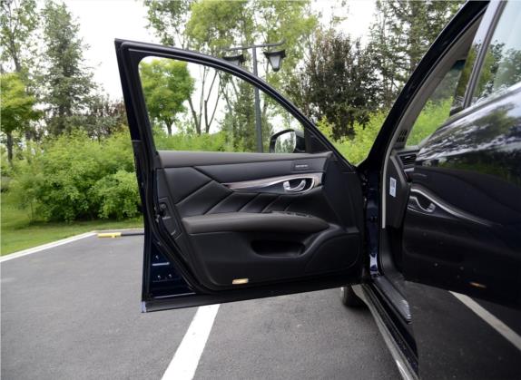 英菲尼迪Q70 2015款 Q70L 2.5L 奢华版 车厢座椅   前门板
