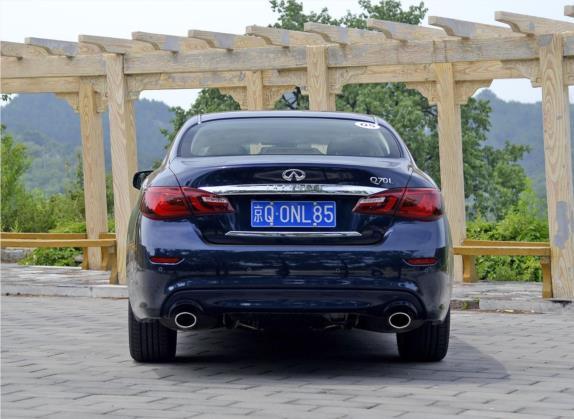 英菲尼迪Q70 2015款 Q70L 2.5L 奢华版 外观   正后