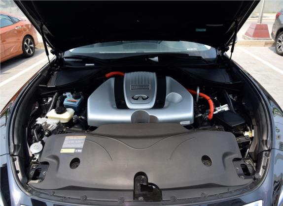 英菲尼迪Q70 2015款 Q70L 3.5L Hybrid 豪华版 其他细节类   发动机舱