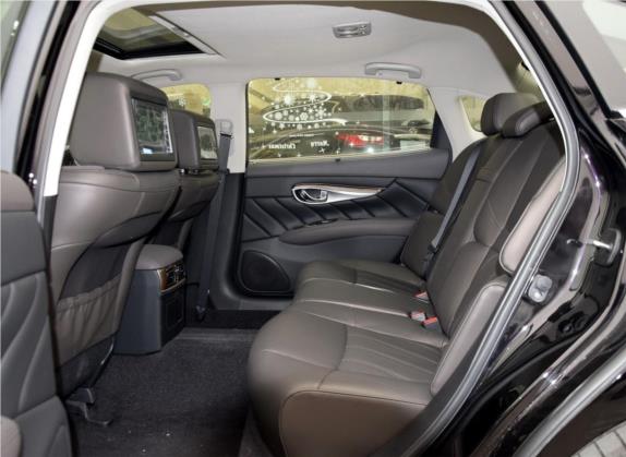 英菲尼迪Q70 2015款 Q70L 3.5L Hybrid 奢华版 车厢座椅   后排空间