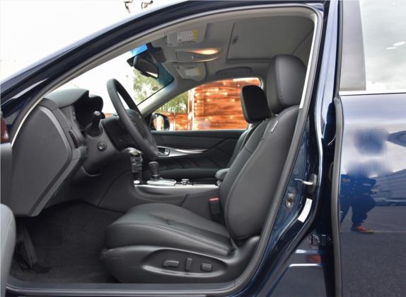 英菲尼迪Q70 2019款 Q70L 2.0T 悦享版 车厢座椅   前排空间