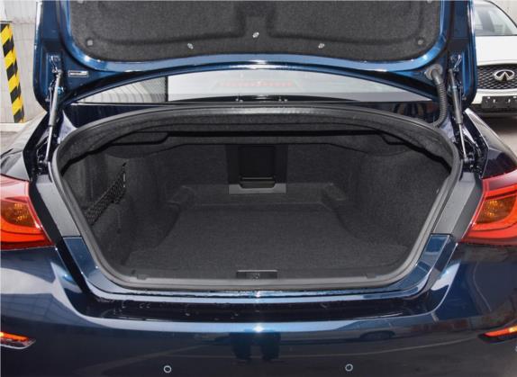 英菲尼迪Q70 2019款 Q70L 2.0T 悦享版 车厢座椅   后备厢