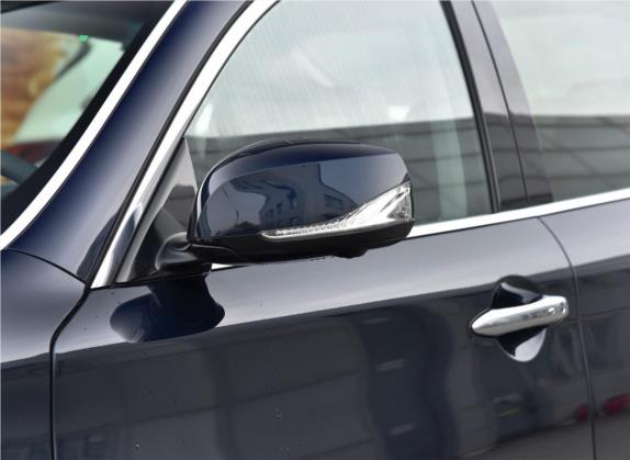 英菲尼迪Q70 2019款 Q70L 2.0T 悦享版 外观细节类   外后视镜
