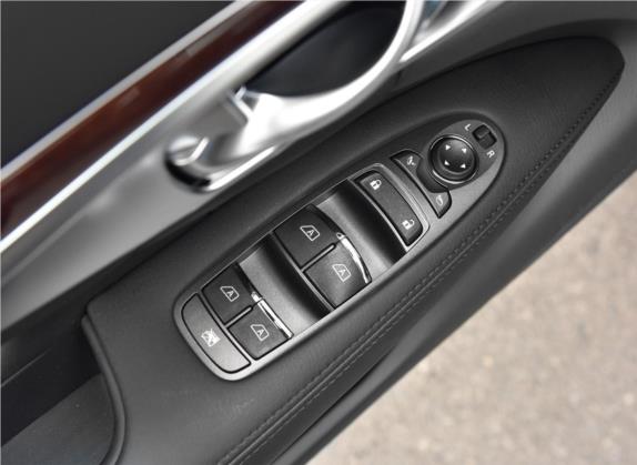 英菲尼迪Q70 2019款 Q70L 2.0T 悦享版 车厢座椅   门窗控制