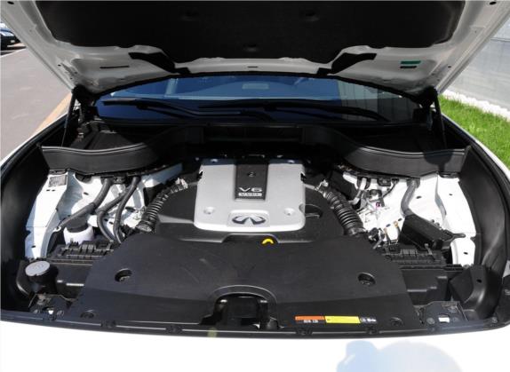 英菲尼迪QX70 2013款 3.7L 超越版 其他细节类   发动机舱