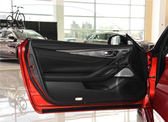 英菲尼迪Q60 2019款 2.0T 豪华版 车厢座椅   前门板