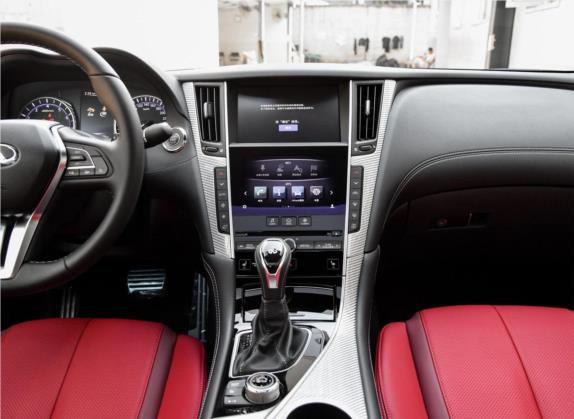 英菲尼迪Q60 2019款 S 2.0T 豪华运动版 中控类   中控台