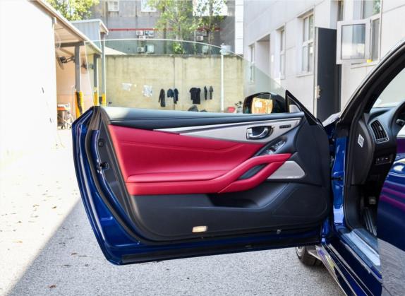 英菲尼迪Q60 2019款 S 2.0T 豪华运动版 车厢座椅   前门板