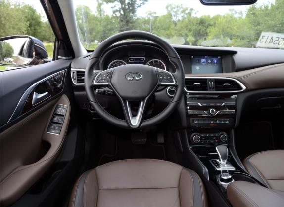 英菲尼迪QX30 2017款 2.0T 四驱极限版 中控类   驾驶位