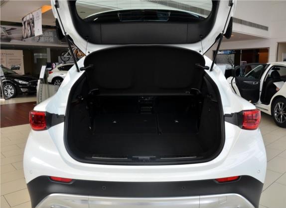 英菲尼迪QX30 2017款 1.6T 两驱运动版 车厢座椅   后备厢