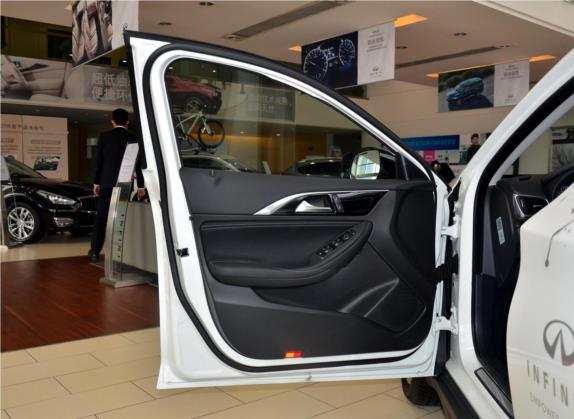英菲尼迪QX30 2017款 1.6T 两驱运动版 车厢座椅   前门板