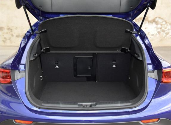 英菲尼迪QX30 2018款 1.6T 两驱运动版 车厢座椅   后备厢