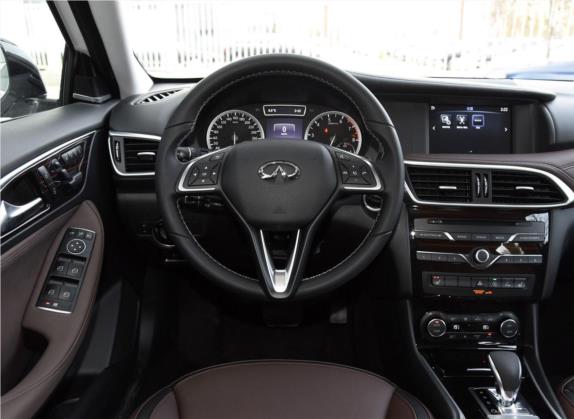 英菲尼迪QX30 2018款 2.0T 四驱极限版 中控类   驾驶位