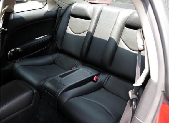 英菲尼迪G系 2009款 G37S Coupe 车厢座椅   后排空间
