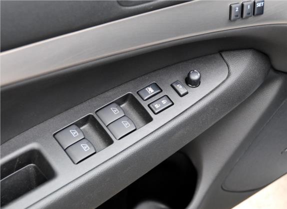 英菲尼迪G系 2010款 G37 Sedan 车厢座椅   门窗控制