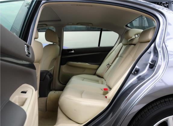 英菲尼迪G系 2010款 G25 Sedan 豪华运动版 车厢座椅   后排空间