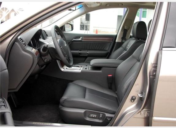 英菲尼迪M系 2009款 M35 车厢座椅   前排空间