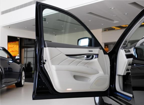 英菲尼迪M系 2011款 M25 豪华型 车厢座椅   前门板