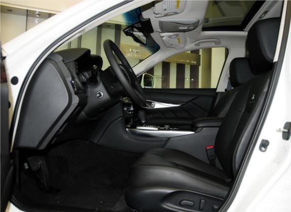 英菲尼迪M系 2012款 M25L 豪华版 车厢座椅   前排空间