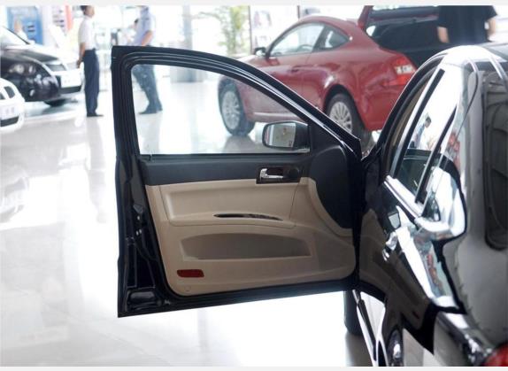 中华尊驰 2008款 1.8L 手动舒适型 车厢座椅   前门板
