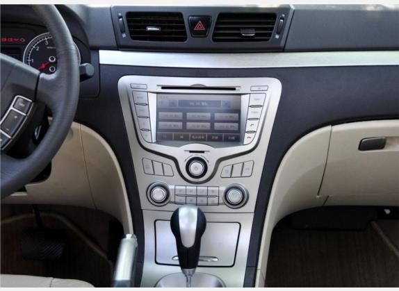 中华尊驰 2009款 1.8T 自动舒适型 中控类   中控台