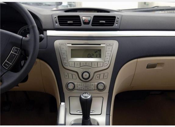 中华尊驰 2009款 1.8T 手动舒适型 中控类   中控台
