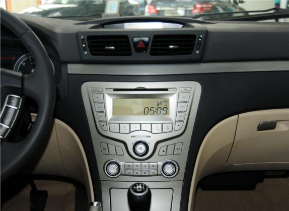 中华尊驰 2011款 1.8T 手动豪华型 中控类   中控台