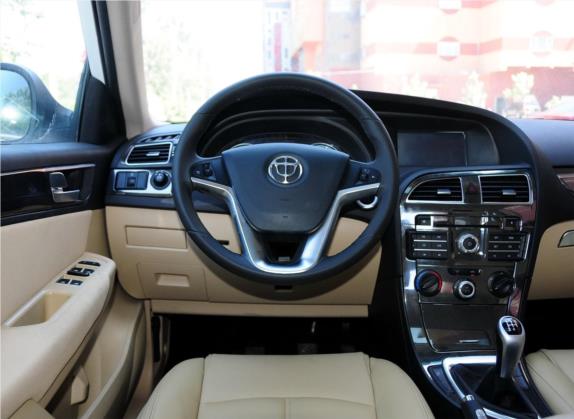 中华V5 2012款 1.6L 手动豪华型 中控类   驾驶位