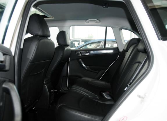中华V5 2012款 1.5T 手动两驱运动型 车厢座椅   后排空间