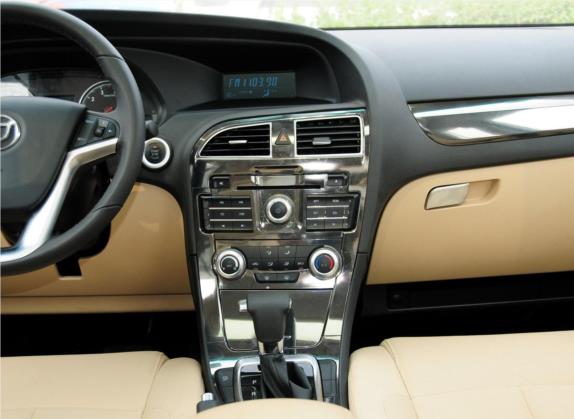 中华V5 2012款 1.5T 自动两驱豪华型 中控类   中控台