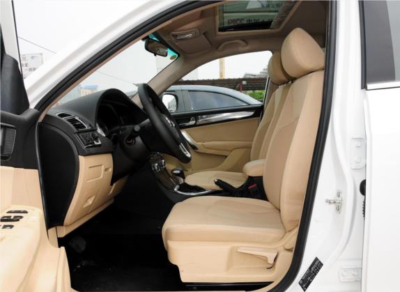 中华V5 2012款 1.5T 自动两驱豪华型 车厢座椅   前排空间