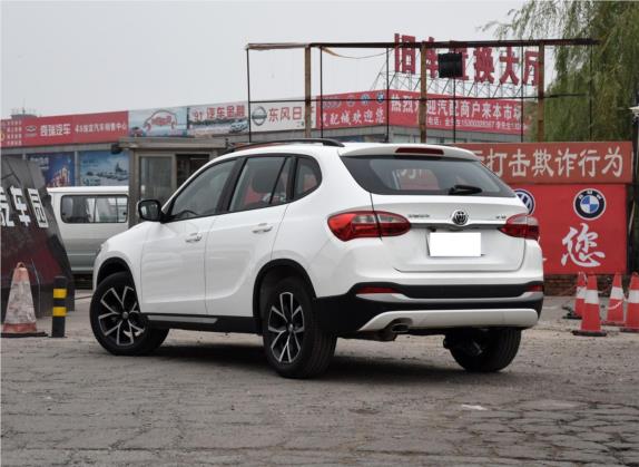 中华V5 2014款 1.6L 手动舒适型 外观   斜后