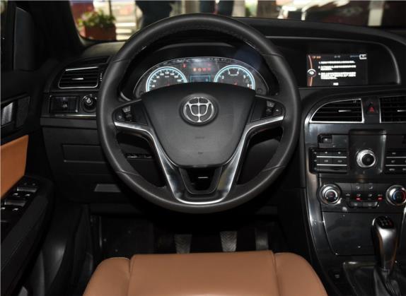 中华V5 2014款 1.6L 手动豪华型 中控类   驾驶位