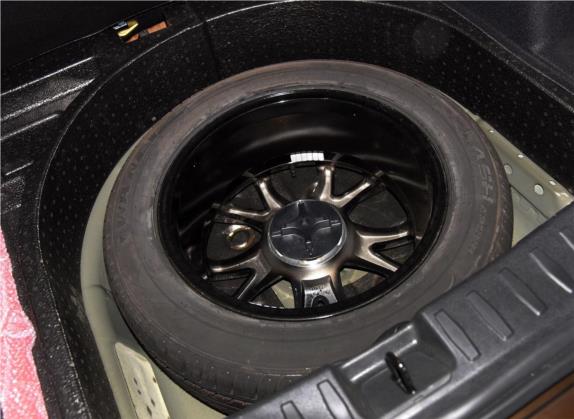 中华V5 2014款 1.6L 手动豪华型 其他细节类   备胎