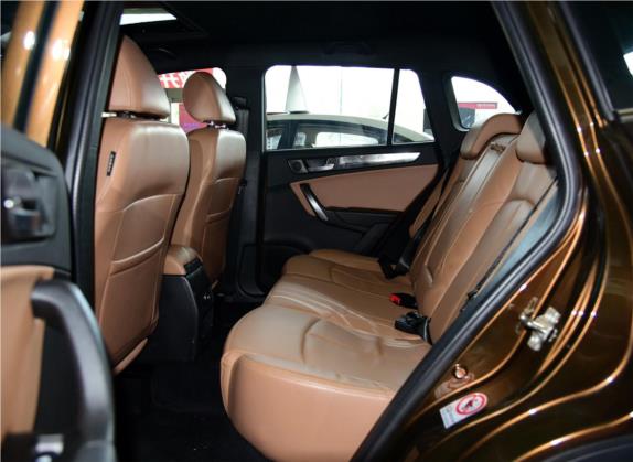 中华V5 2014款 1.6L 自动豪华型 车厢座椅   后排空间
