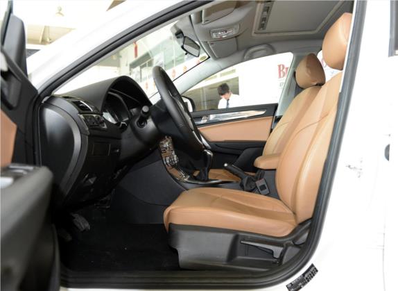 中华H530 2014款 1.6L 手动豪华型 车厢座椅   前排空间
