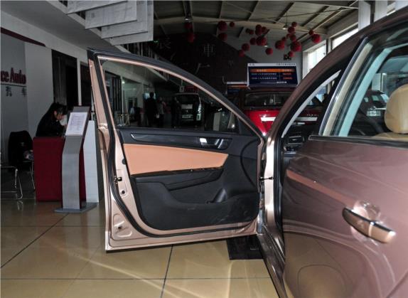 中华H530 2014款 1.5T 手动豪华型 车厢座椅   前门板