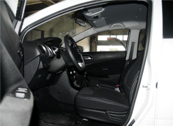 中华H230 2012款 1.5L 手动精英型 车厢座椅   前排空间