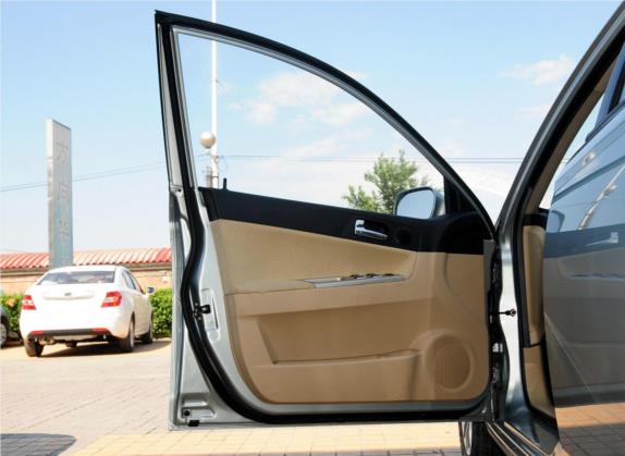 中华H320 2012款 1.5L 自动豪华型 车厢座椅   前门板