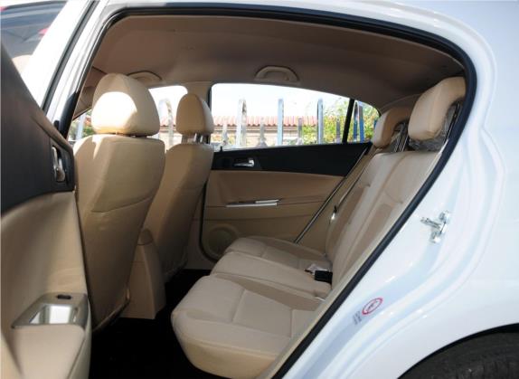 中华H320 2012款 1.5L 手动舒适型 车厢座椅   后排空间