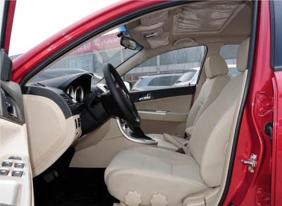 中华H330 2013款 1.5L 自动豪华型 车厢座椅   前排空间