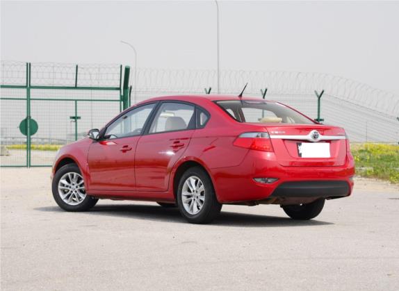 中华H330 2013款 1.5L 手动豪华型 外观   斜后