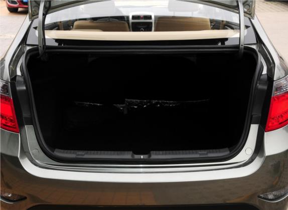 中华H330 2013款 1.5L 手动舒适型 车厢座椅   后备厢
