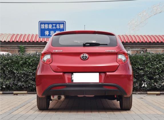 中华H220 2014款 1.5L 手动酷悦型 外观   正后