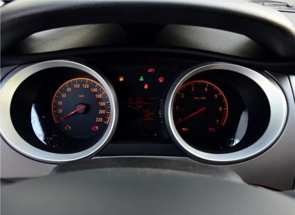 中华H220 2014款 1.5L 手动酷悦型 中控类   仪表盘