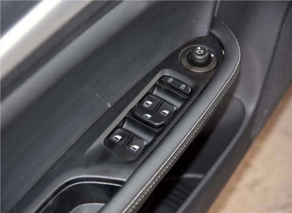 中华H3 2017款 1.5L 自动精英型 车厢座椅   门窗控制