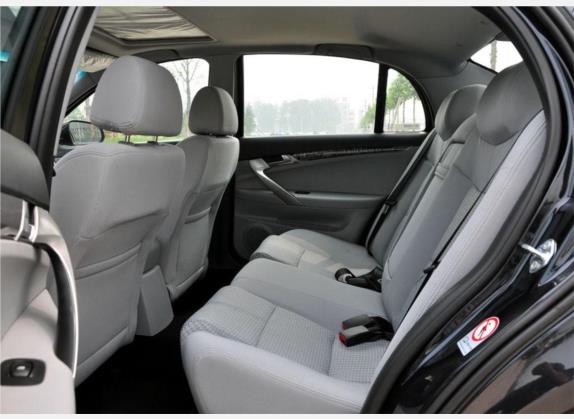 中华骏捷 2011款 1.6L 手动豪华型 车厢座椅   后排空间