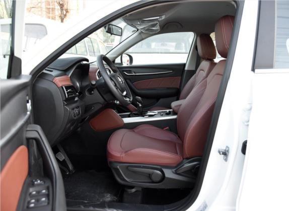 中华V6 2018款 1.5T 手动豪华型 车厢座椅   前排空间